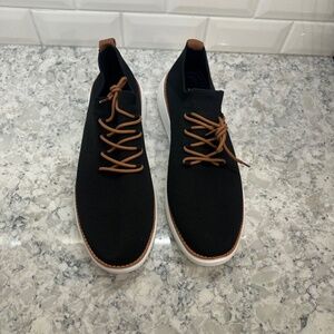 NEW MEN'S BLACK PULL ON WHITE SOLE SOLED SHOES SIZE 15 EU 39